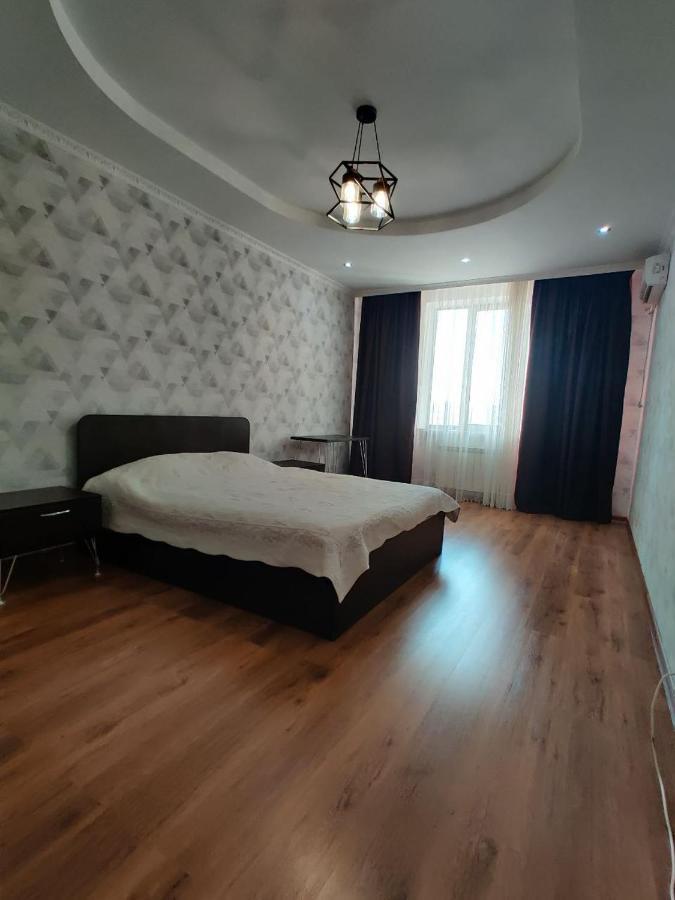 Комната В 4Х Комнатной Квартире Almaty Exterior photo